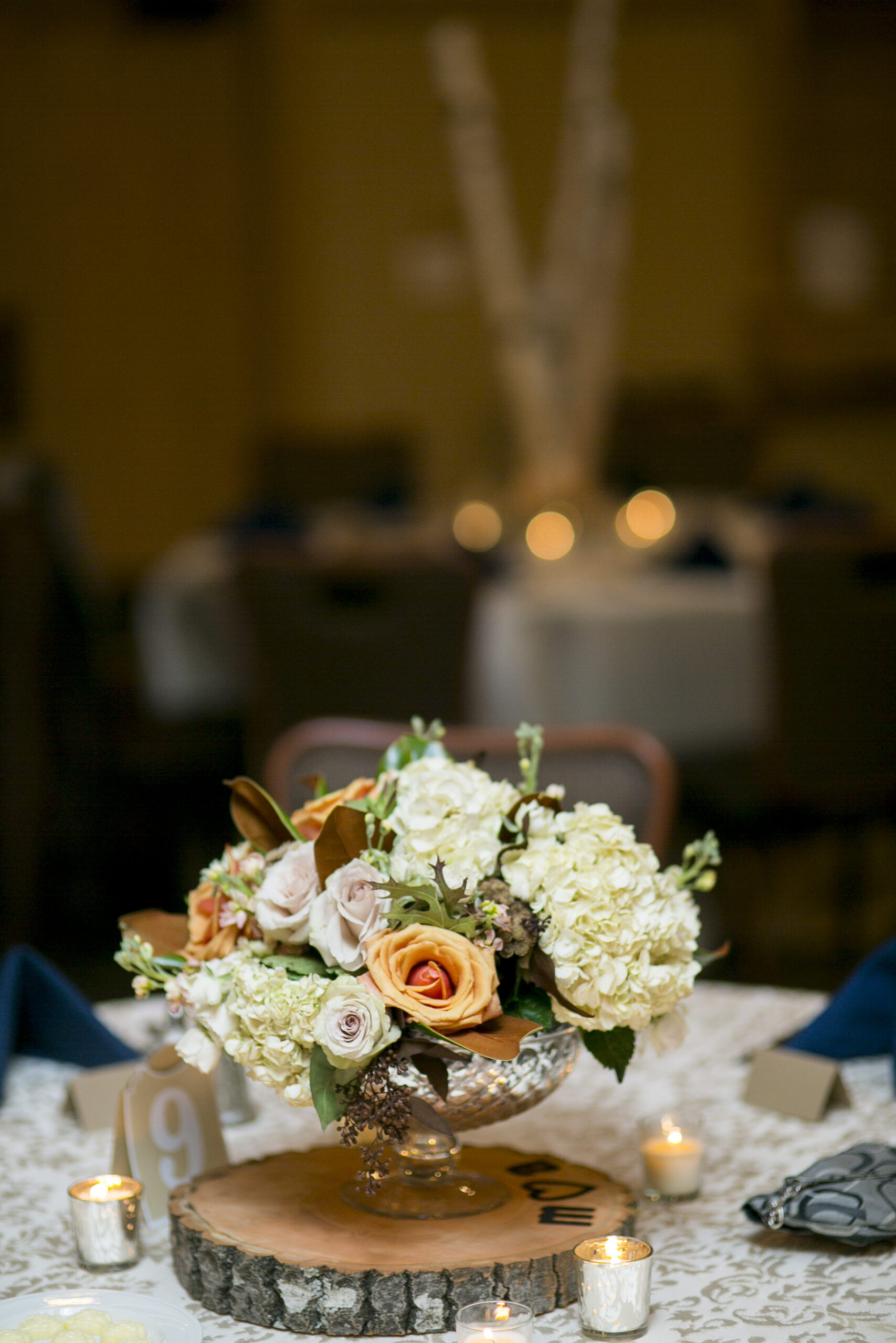 Rustic & Romantic: 4 Tips for Hosting an Unforgettable Wedding Near Minneapolis 